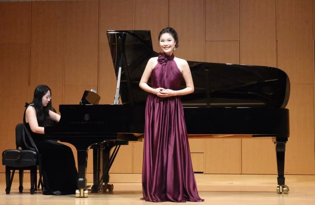 Fengzhen Liu